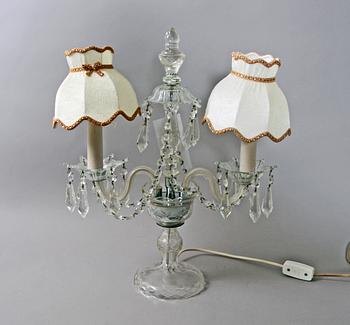 BORDSLAMPA, glas. 1900-tal.