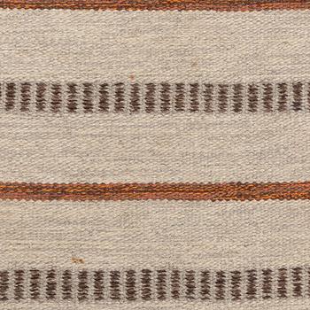 Rölakan rug, approximately 250 x 180 cm.