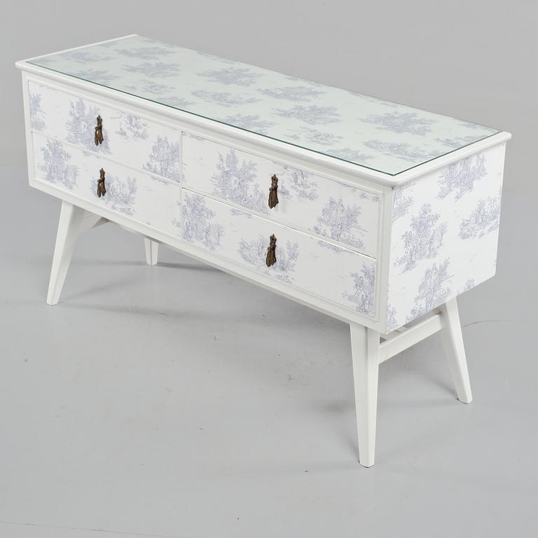 SIDEBOARD, 1900-talets andra hälft.