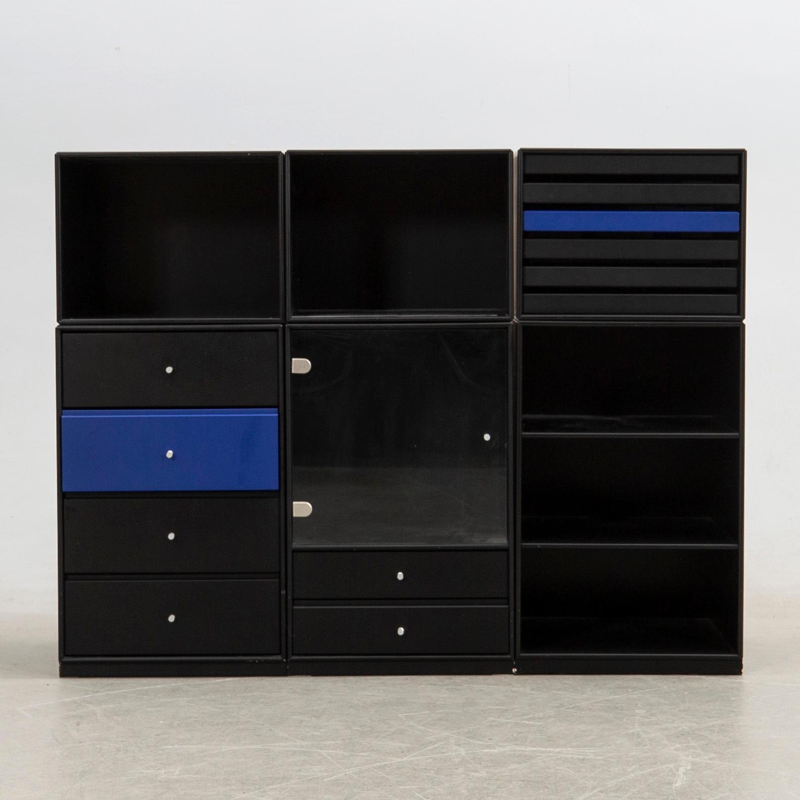 Peter J Lassen, Shelf system, 9 dlr for Montana Denmark.