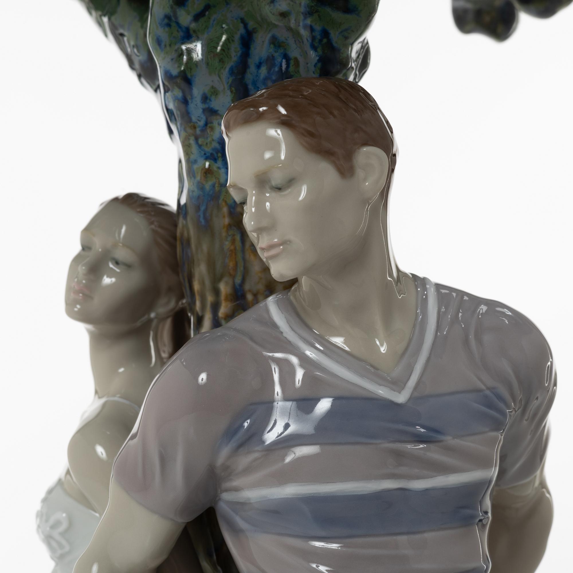 Ernest Massuet, figurine, "The Tree of Love", Lladró, Spain.