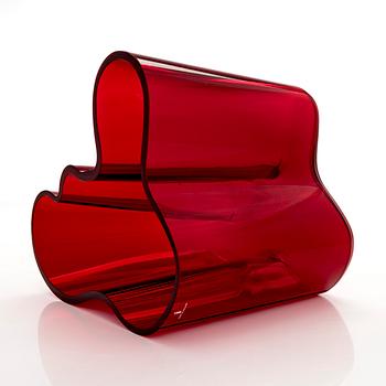 Alvar Aalto, a '3030' vase, signed Alvar Aalto Iittala 112/400 1991.