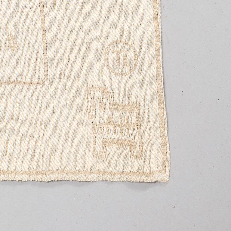 Dora Jung, pöytätabletteja, 3 kpl, ja pikkuliina, Tampella 1960-1970-luku.