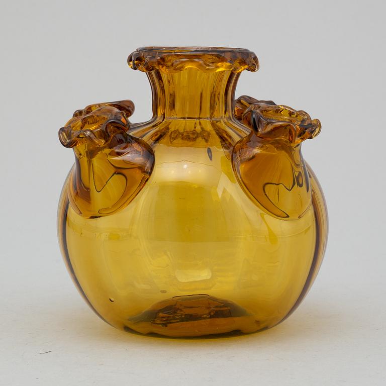 A 1930s glass vase by Vittori Zeccin, Venini, Venice, Italy.