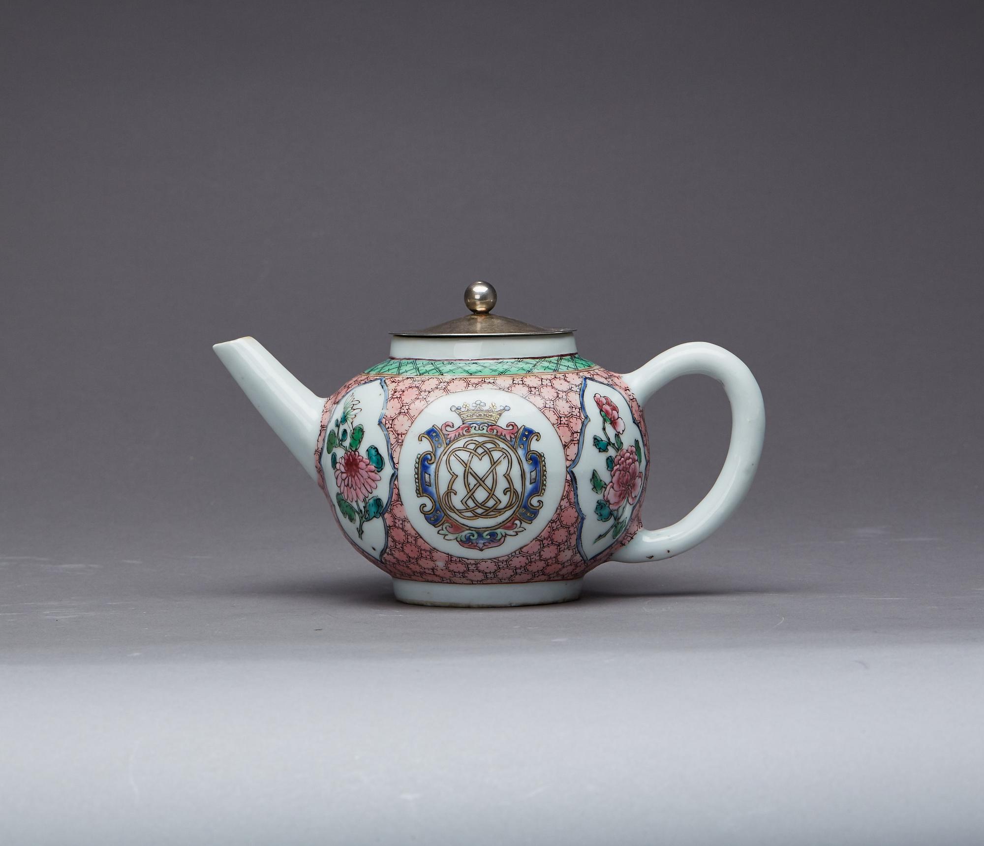 TEKANNA, porslin, Kina, Qianlong (1736-1795).