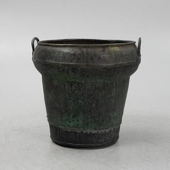 Vattentunna, koppar, daterad 1836.