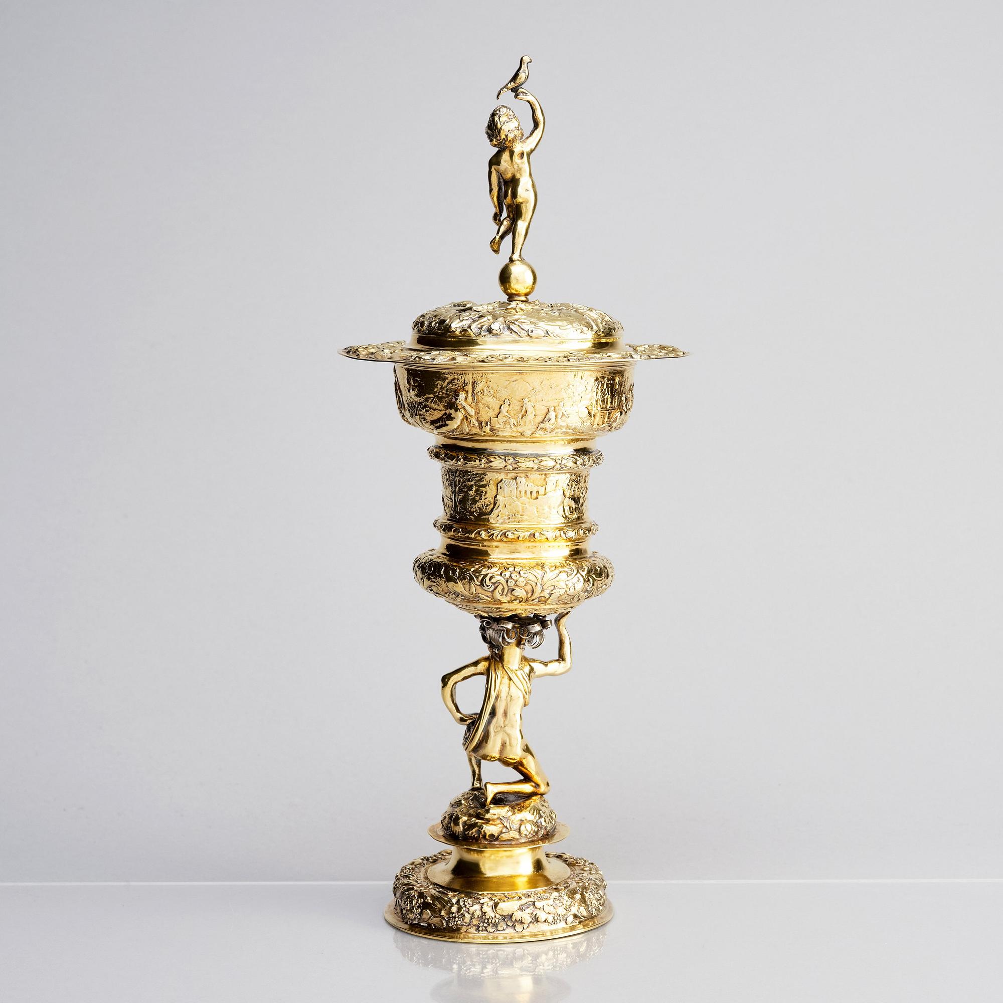 Johan Nützel, Lockbägare/Kredensbägare, förgyllt silver, Stockholm 1698. Barock.
