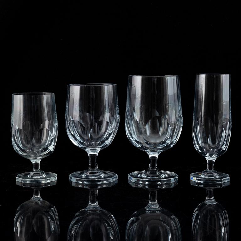 A swedish glass service, Gerda Strömberg, 'Håtuna', Strömbergshyttan, (85 pc).