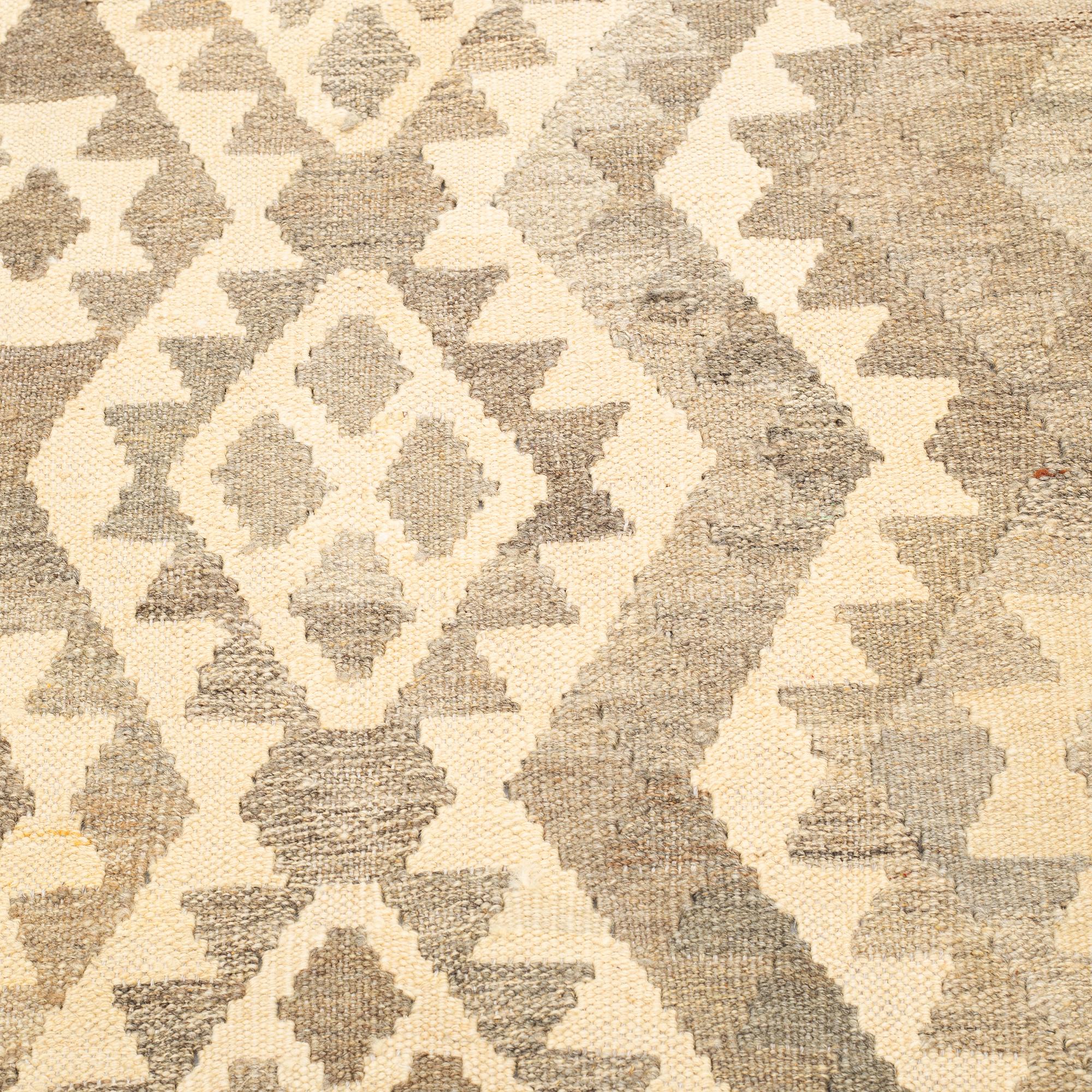 A carpet, Kilim, ca 294 x 208 cm.