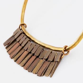 Inga-Britt "Ibe" Dahlquist, a bronze necklace, Visby.