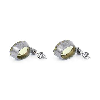 ÖRHÄNGEN, silver med ovalslipade gula topas tot ca 21,94 ct och rosenslipade diamanter. Vikt ca 8,32 g.