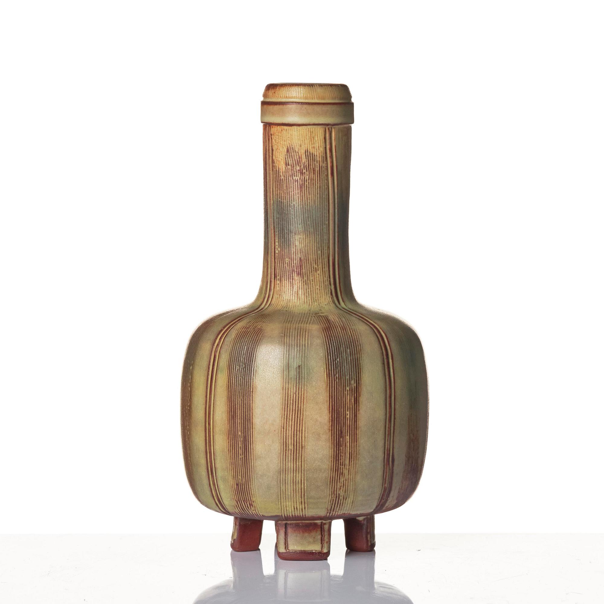 Wilhelm Kåge, a Farsta stoneware vse, Gustavsberg Studio 1950.