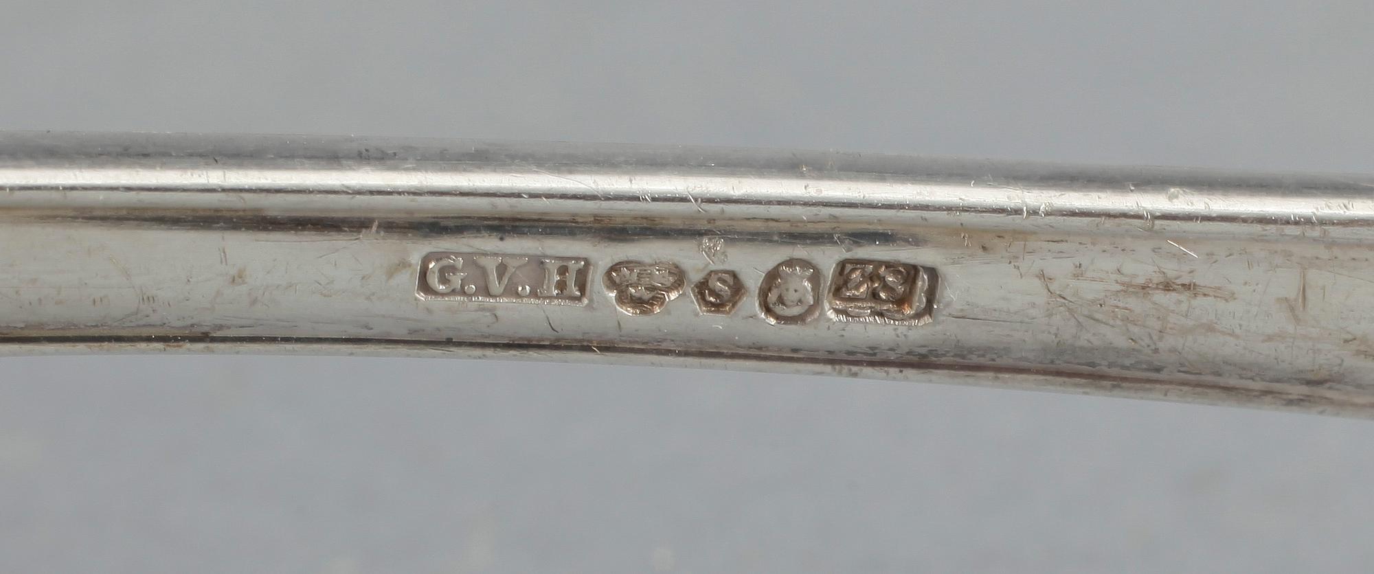 BESTICK, 178 delar, silver, "Svensk rund", CG Hallberg, Stockholm, 1940-/1950-tal. Vikt exkl knivar med stålblad 5239 g.