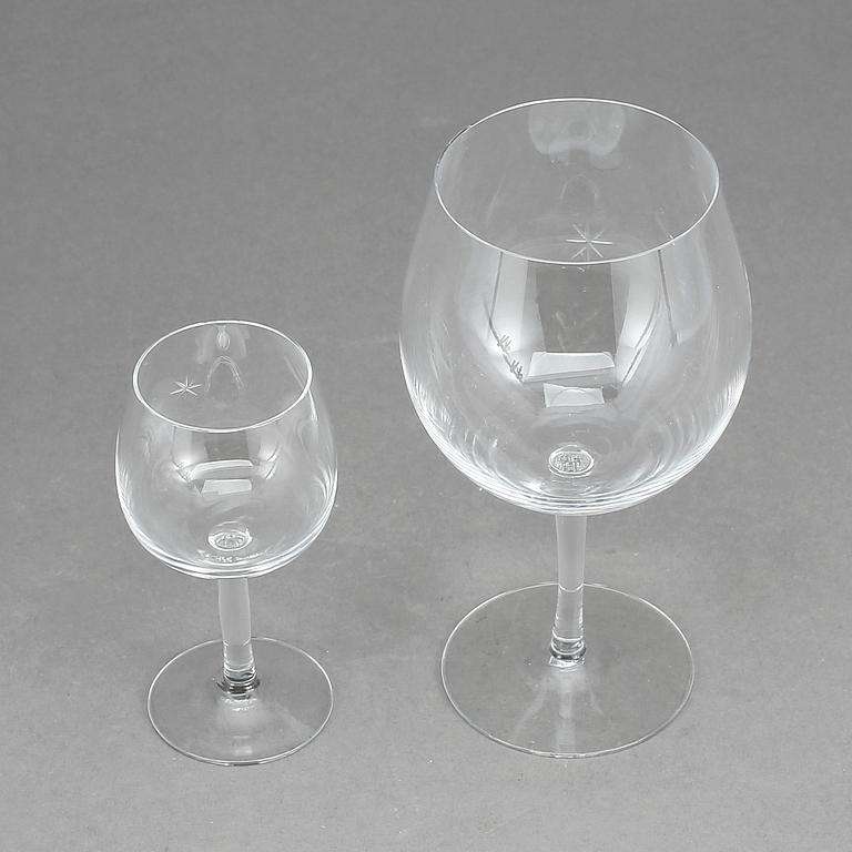 GLASSERVIS, 13 delar, "Bouquet" design Signe Persson Melin, Kosta Boda.