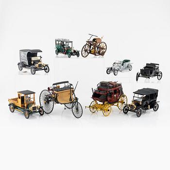 Eight Franklin Mint die cast car models.