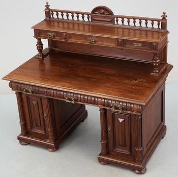 SKRIVBORD, nyrenässans, 1800-talets slut.