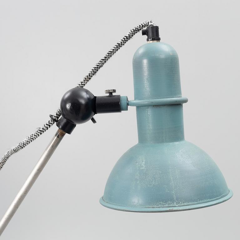 Golvlampa, industrimodell, 1900-tal.