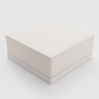 A. Tillander, skål, sterlingsilver och emalj, Åbo 2005.