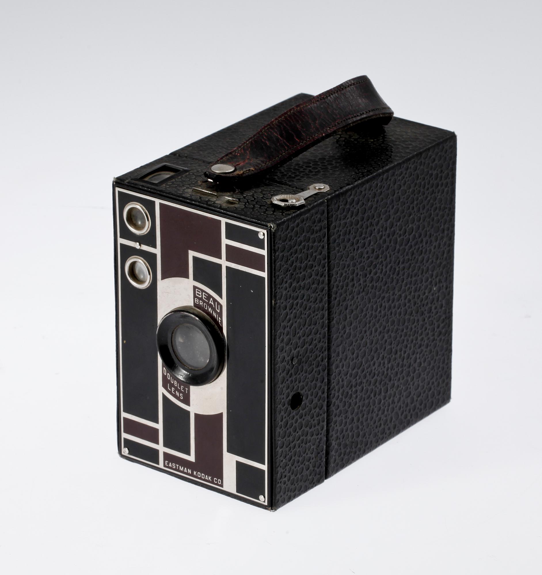 KAMERA, "Beau brownie", Walter Dorwin Teague Sr, Kodak, USA, 1930-tal.