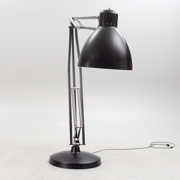 Floor lamp, JJ Great Floor Out, Leucos, Italy.
