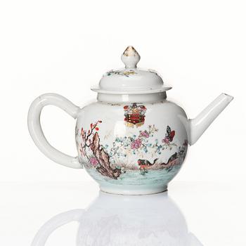 A famille rose armorial tea pot with cover, Qing dynasty, Qianlong (1736-95).