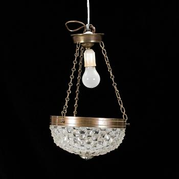 TAKLAMPA, 1900-talets början. Höjd ca 42 cm.