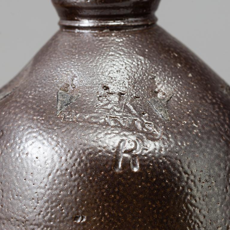 KRUS, sex st, stengods, Höganäs, 1800-/1900-tal.
