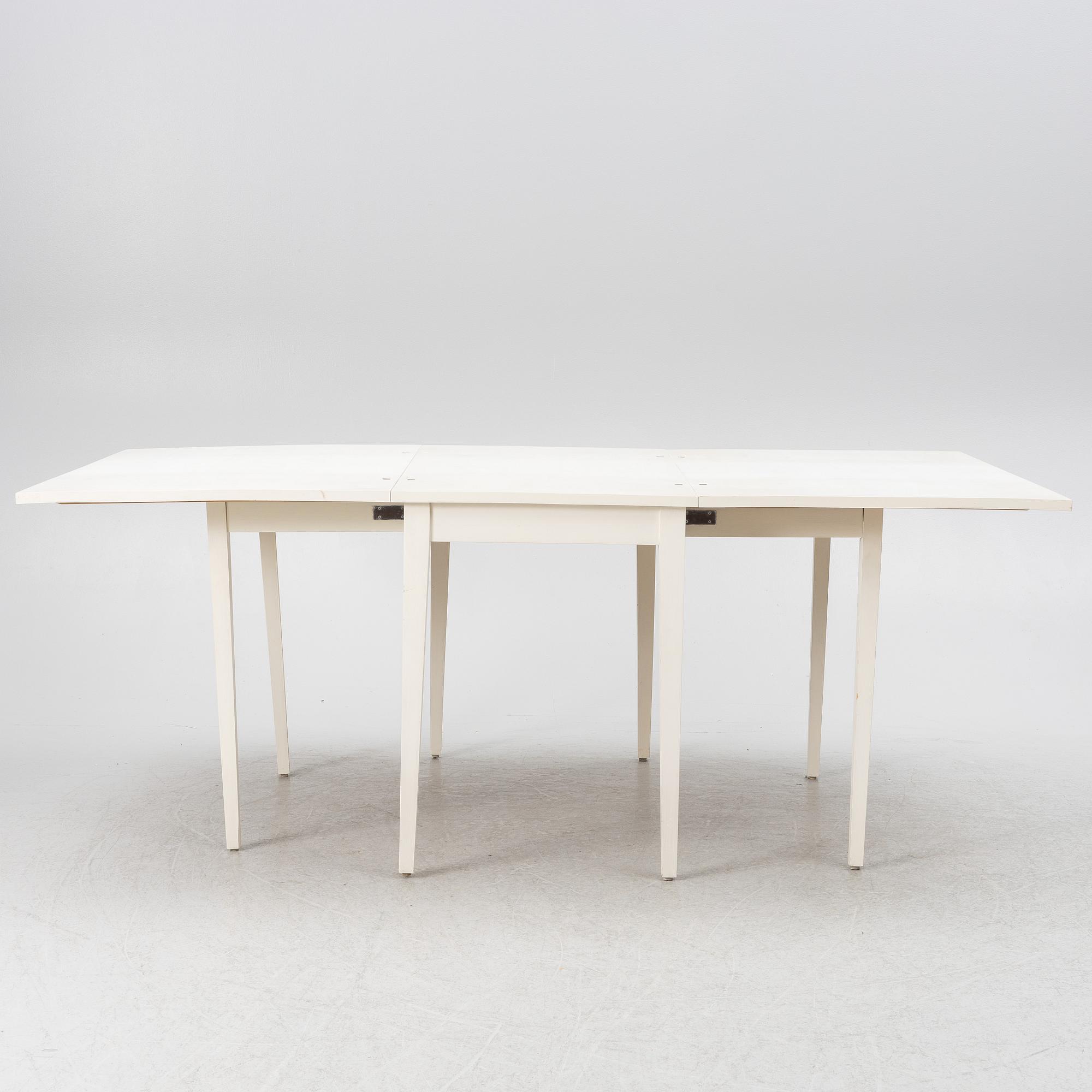 Matbord, 3 delar, samtida.