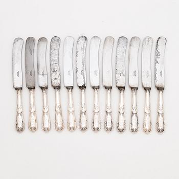 A 37-piece set of Russian silver cutlery, maker's mark of Nikolay Pavlov, 1908-1917.