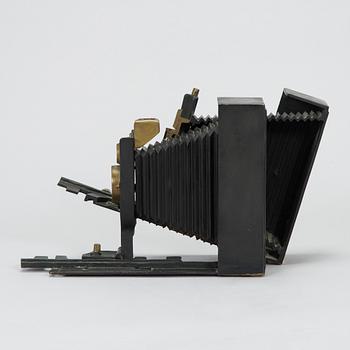 Arman (Armand Pierre Fernandez), Hommage à Nadar.