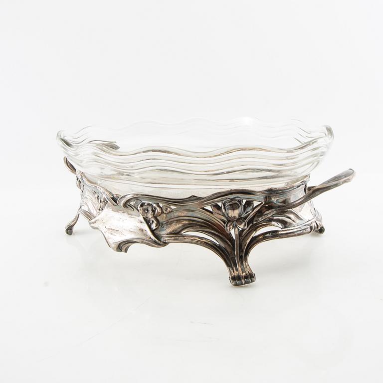 Jardinière Jugend silverplate, 1910s.