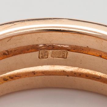 Ring, brilliant cut diamonds, 14K gold.