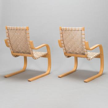 Alvar Aalto, fåtöljer, ett par, modell 406 för Artek, sent 1900-tal.