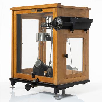 Apoteksvåg, Axel Kistner Stockholm, Galileo Sartorius Milano", 1900-talets första hälft.