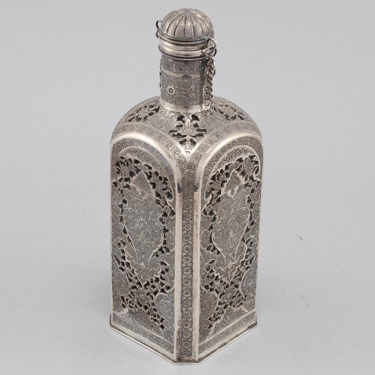 FLASKA, glas och silver, ej stämplad, 1900-tal.