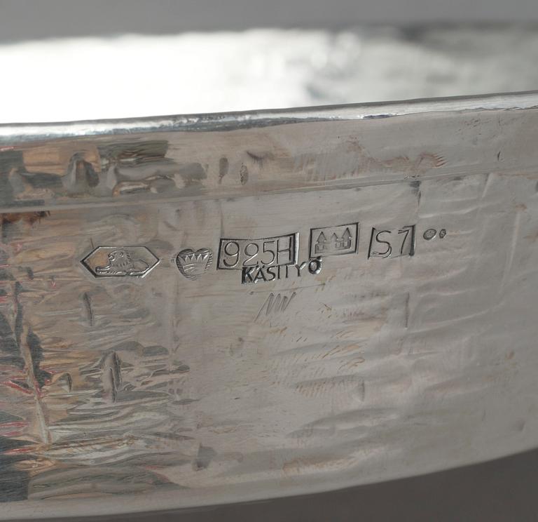 SKÅL, sterlingsilver, Tapio Wirkkala, signerad TW, Hopeakeskus Oy, Tavastehus, 1971. Vikt ca 519g.