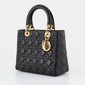 Christian Dior, väska, "Lady Dior medium".