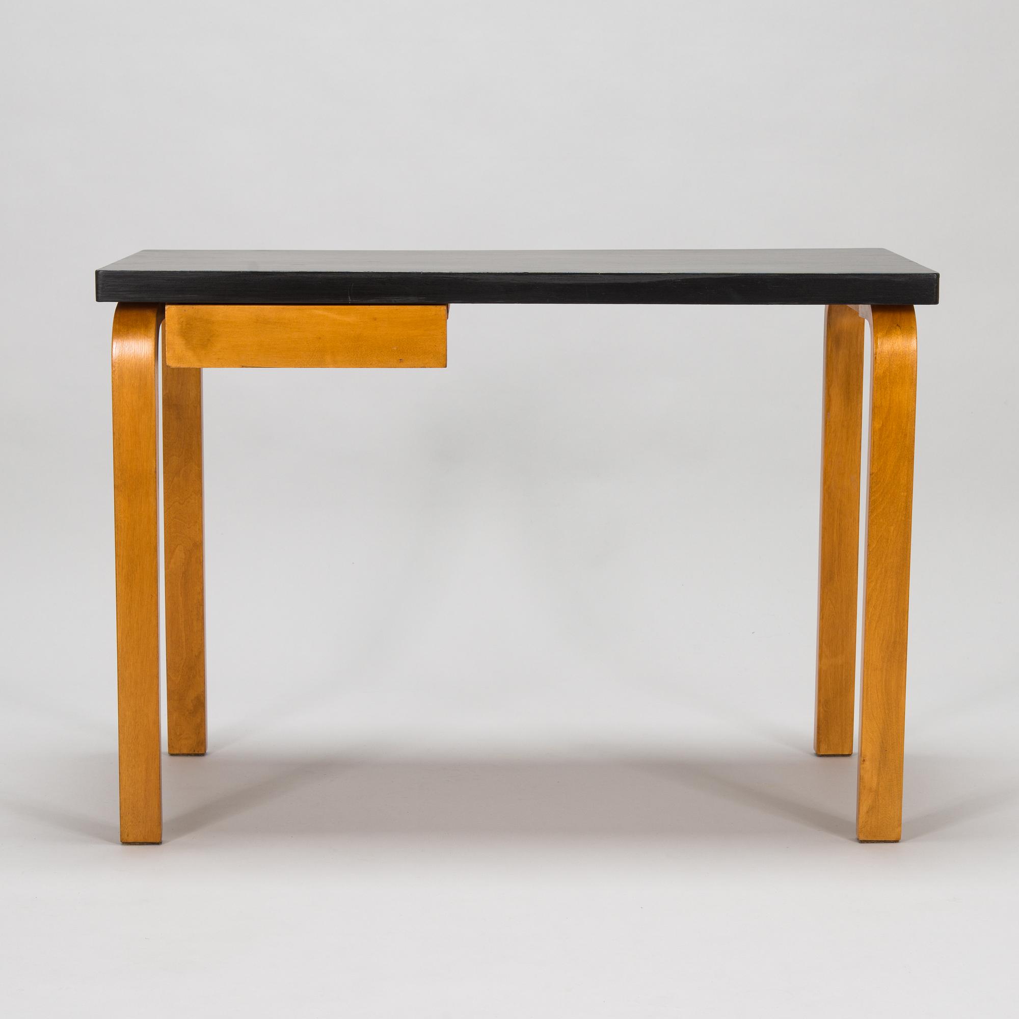 Alvar Aalto, amid 20th century 'K81' desk and '60' stool for O.Y. Huonekalu-ja Rakennustyötehdas A.B.