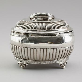 SOCKERSKRIN, silver, Anders Johan Lignell, Sundsvall 1806-1842. Vikt ca 229 gram.