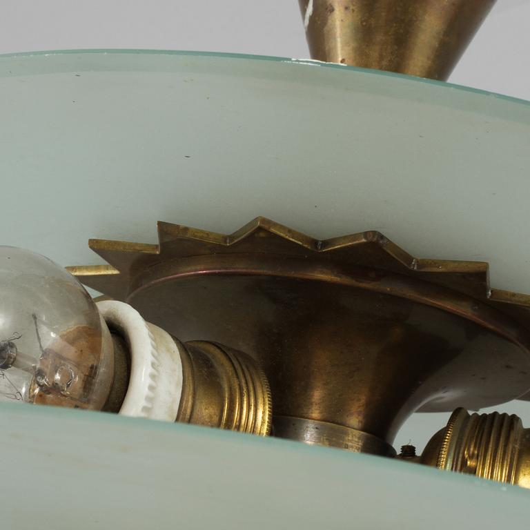 TAKLAMPA, glas, 1900-talets mitt. Diameter 35 cm.