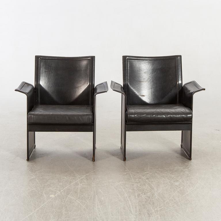 Tito Agnolo fåtöljer, ett par, "Korium", för Matteo Grassi, 1900-talets andra hälft.