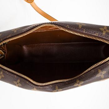 Louis Vuitton, laukku, "Trocadero 27".