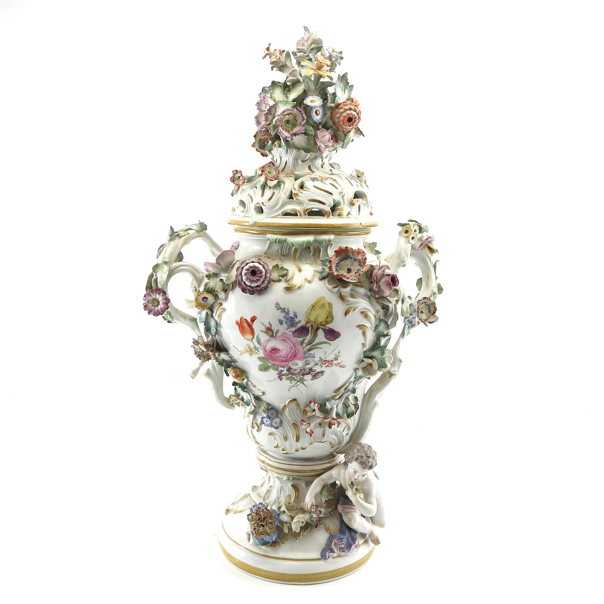 Pottpurri-urna Meissen  rokoko-stil 1910/20-tal.