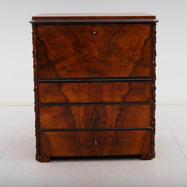 CHIFFONJÉ, 1800-talets andra hälft.