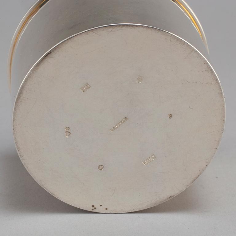 SIGURD PERSSON, a sterling silver sugar bowl, Stockholm 1955.