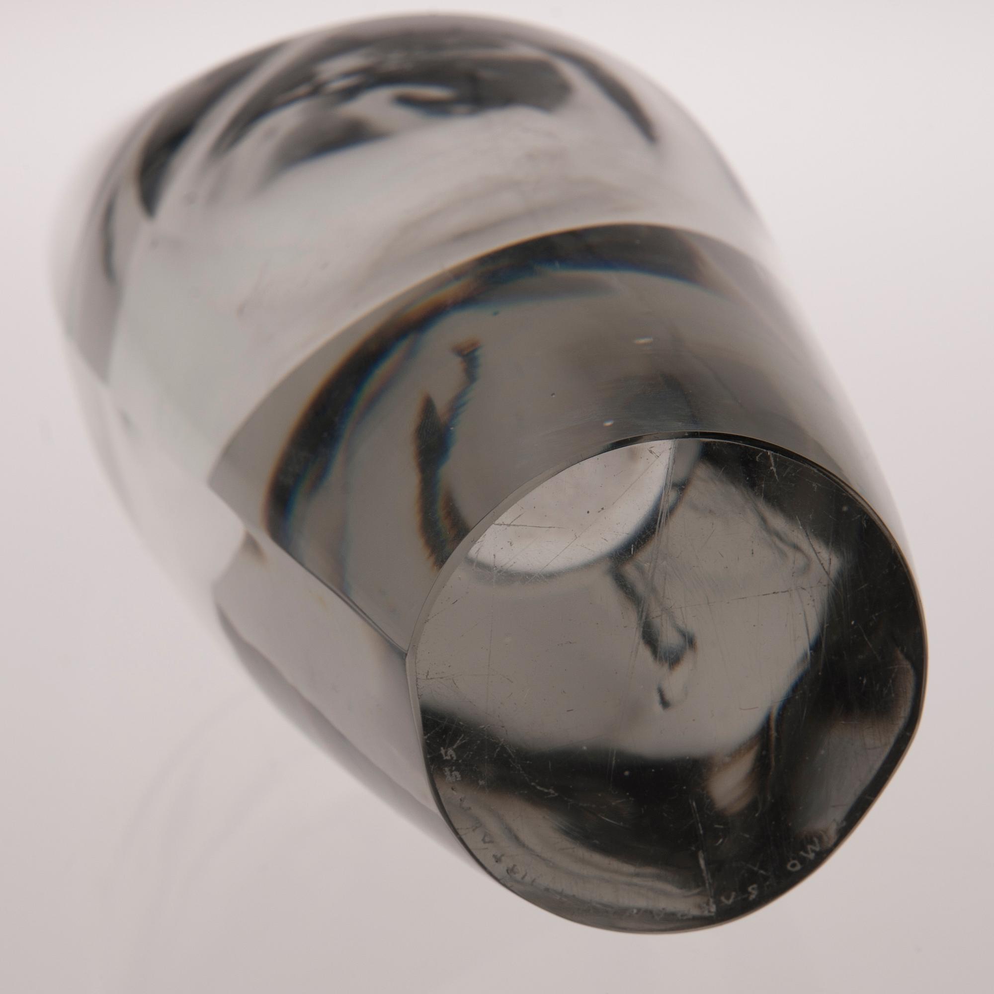 Timo Sarpaneva, TIMO SARPANEVA, A GLASS SCULPTURE.