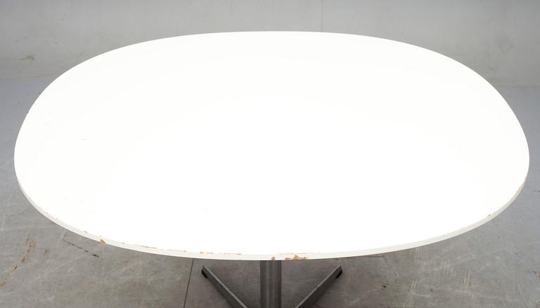 BORD, Piet Hein/Arne Jacobsen, Fritz Hansen, Danmark.