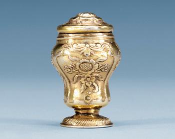 521. LUKTDOSA, otydlig mästarstämpel, Köping 1766. Rokoko.