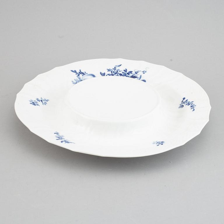 Royal Copenhagen, a 'Blå Blomst' porcelain tureen, Denmark.