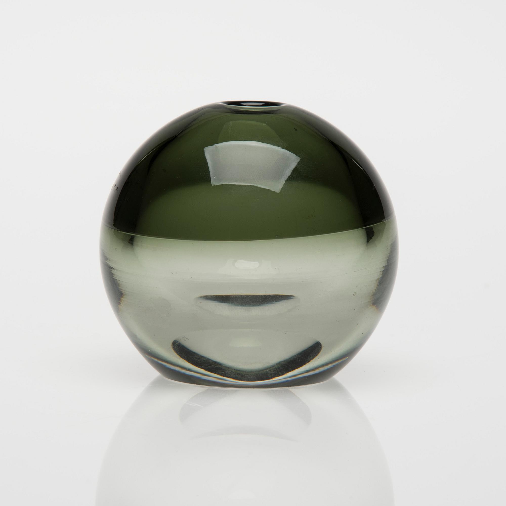 TIMO SARPANEVA, GLASSKULPTUR. "Åskboll". Sign. Timo Sarpaneva, Iittala -56.